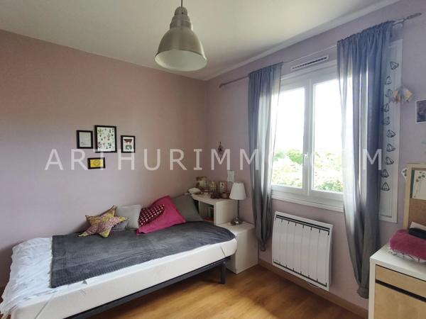 Vente                                                      Maison
                        
                     5 pièces                      125 m2                     à Annonay
