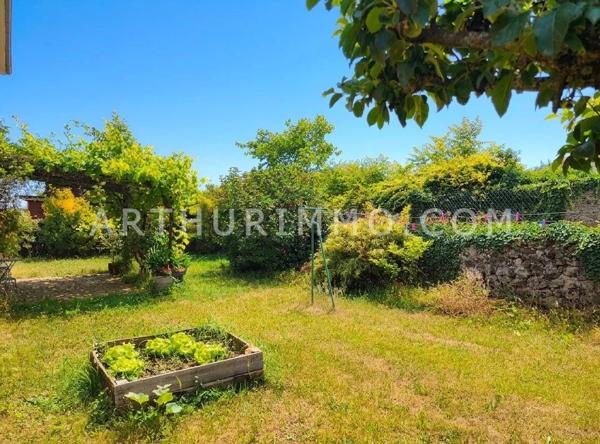 Vente                                                      Maison
                        
                     5 pièces                      125 m2                     à Annonay