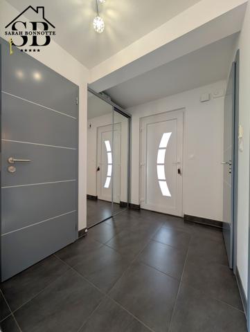 Kembs (68680) Maison contemporaine 2017 terrasse et jardin sans vis-à-vis plein Sud - DPE A / PAC + Clim + panneaux solaires
