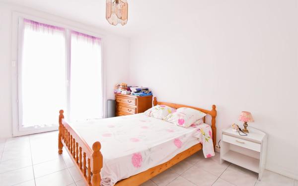 Appartement à vendre    5 pièces • 97 m2 Valence