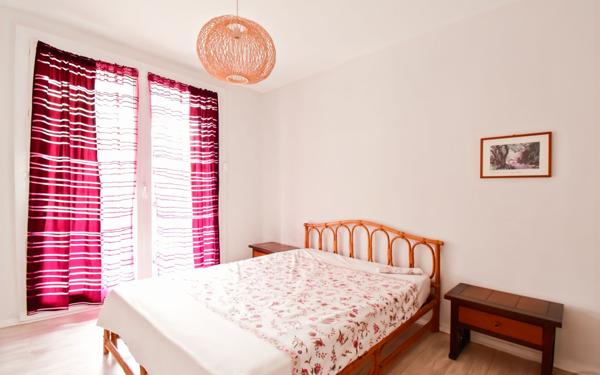 Appartement à vendre    5 pièces • 97 m2 Valence