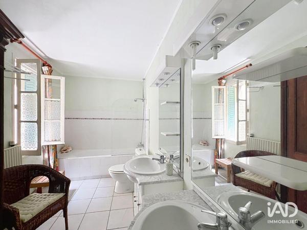 Maison à vendre 5 pièces 148 m² Malaucène
