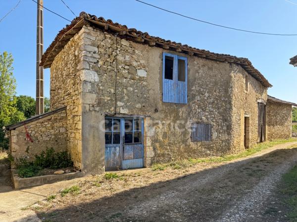 Maison à vendre 174 m2 habitables, 2 niveaux, 6 pièces proche de VIC FEZENSAC (32) sur 11 183 m2 de terrain