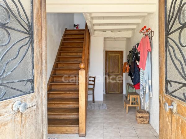 Maison à vendre 174 m2 habitables, 2 niveaux, 6 pièces proche de VIC FEZENSAC (32) sur 11 183 m2 de terrain