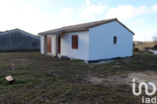 Maison à vendre 1 pièce 75 m² Montguyon
