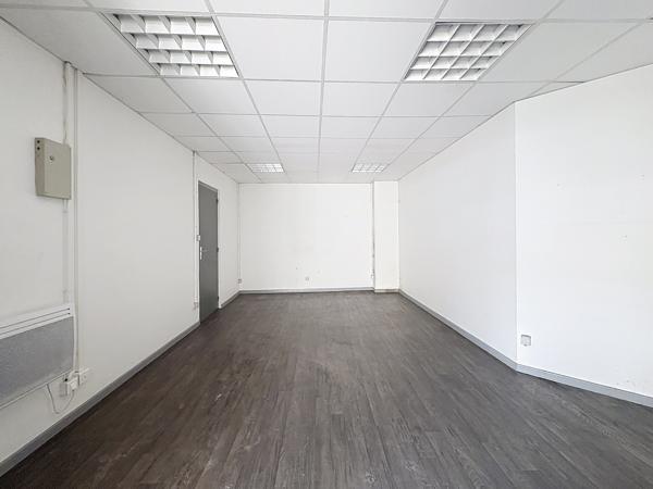 Local d'activité 100m² AULNOY LEZ VALENCIENNES