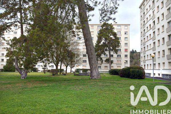 Appartement à vendre 4 pièces 61 m² Bourgoin-Jallieu