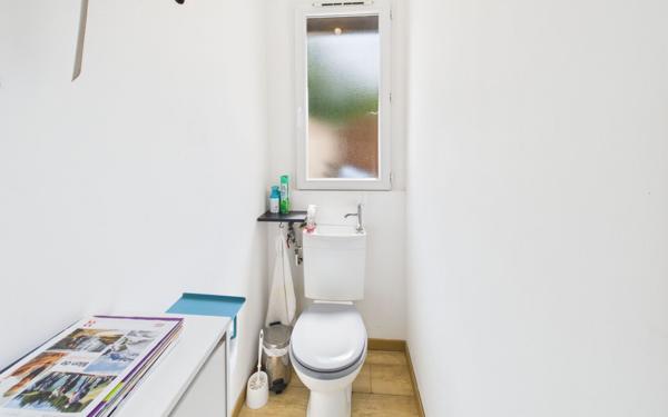 Maison à vendre    3 pièces •  Bassens