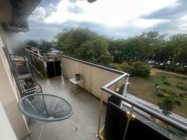 SPACIEUX APPARTEMENT T3 avec TERRASSE - CAVE - PARKING