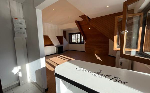 Appartement à louer    2 pièces • 55 m2 Mende