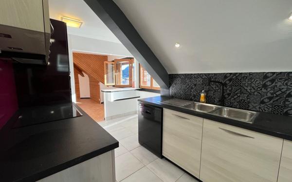 Appartement à louer    2 pièces • 55 m2 Mende
