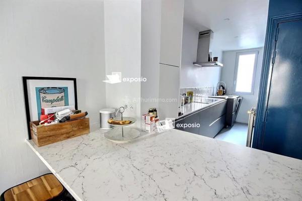 Vente                                                      Appartement
                        
                     3 pièces                      53 m2                     à Asnières-sur-Seine