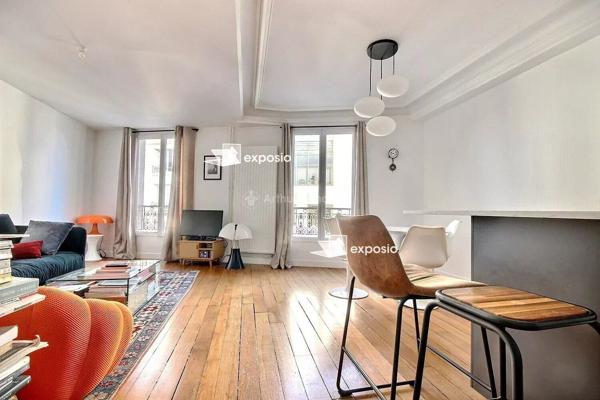 Vente                                                      Appartement
                        
                     3 pièces                      53 m2                     à Asnières-sur-Seine