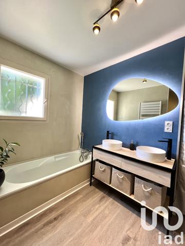 Maison à vendre 8 pièces 201 m² Saint-Vincent-de-Paul