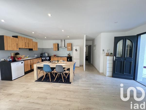 Maison à vendre 8 pièces 201 m² Saint-Vincent-de-Paul