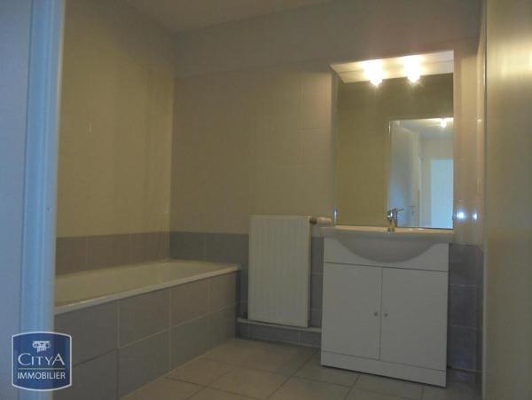 Appartement à louer 2 pièces 54.11m²