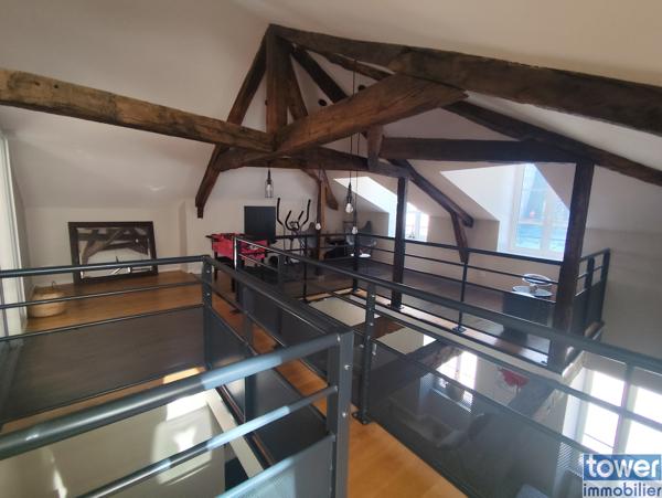 Maison
                                                                                                                                                                                                                                                                                                                        7 pièce(s)                                                                                                                                                                                                          3 chambre(s)                                                                                                                                                                                                          158  m²