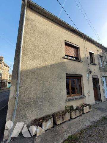 Deux Maisons à vendre à Pleurtuit (35730) en Ille-et-Vilaine (35)

Une maison à usage d'habit...