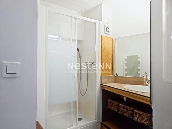 Charmante maison de village à vendre à Thèze - 3 pièces, 2 terrasses