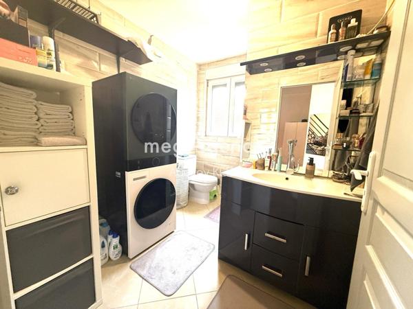 Immeuble à SENS, 89100 - 191m²
