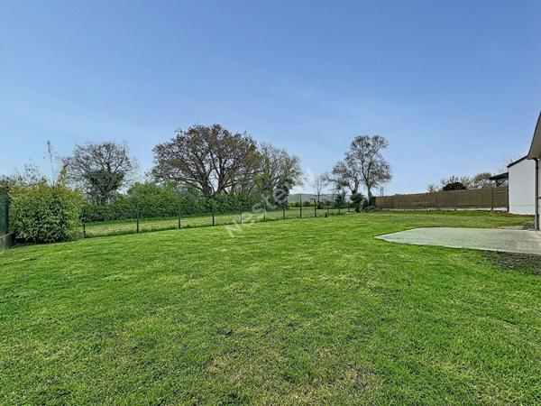 Maison à vendre à Ancenis - Plain pied, 3 chambres, garage et jardin