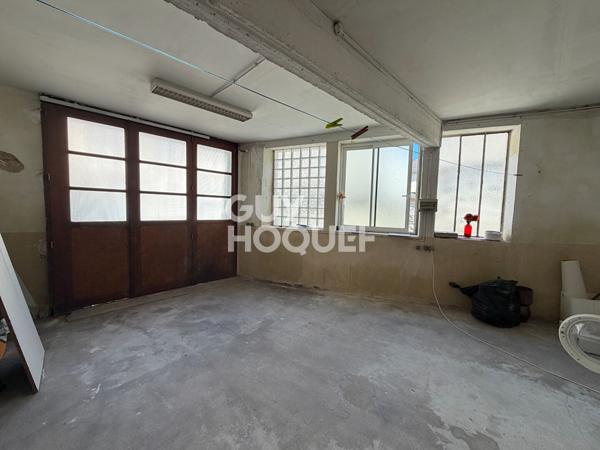À vendre! Superbe duplex 86.7 m² avec grand garage de 31 m²au coeur du centre historique de Moret-sur-Loing