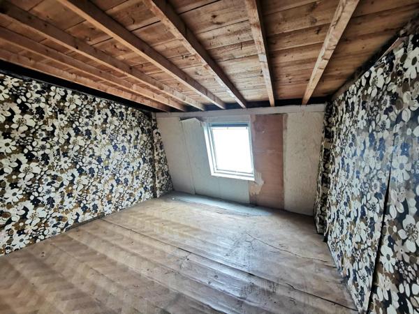 Maison de bourg à rénover, 15 min des plages