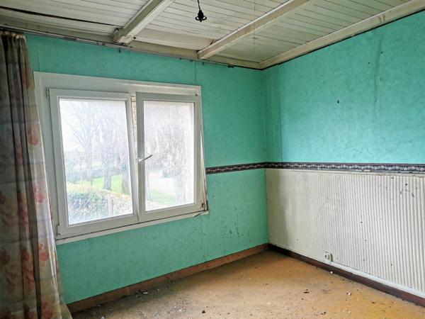 Maison de bourg à rénover, 15 min des plages