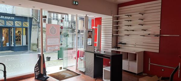 Local commercial , Vitre Local commercial , Vitre