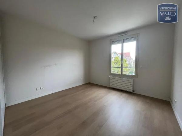 Appartement à louer 4 pièces 95.53m² Lyon 4e Arrondissement (69004)