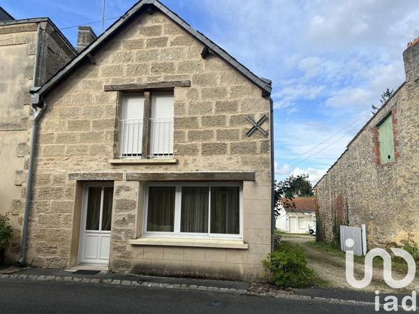 Maison de village 8 pièces de 152 m² à Lys-Haut-Layon (49540)