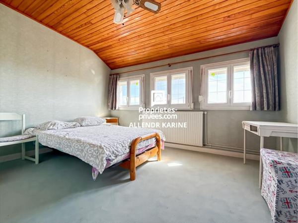 Maison Cheroy 6 pièce(s) 125 m2