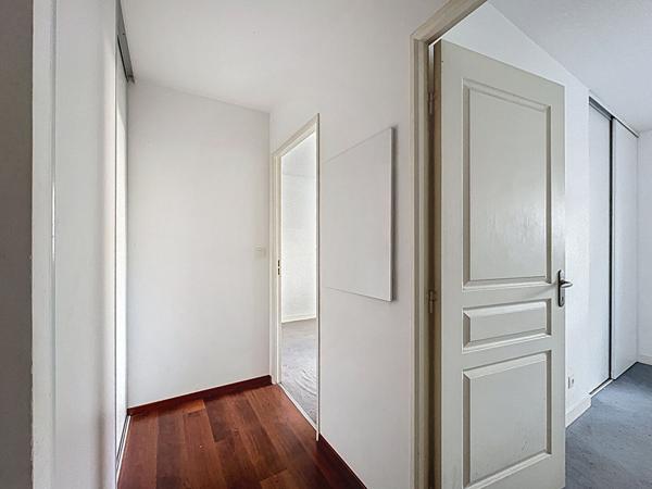 Appartement quartier SAINTE-ANNE à Nantes 3 pièces 2 chambres, parking double