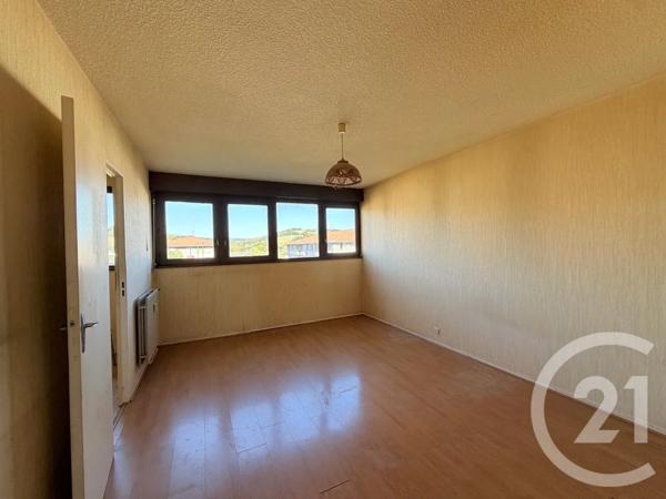 Appartement T1 à vendre  2 pièces - 30,72 m 2   AURILLAC  - 15