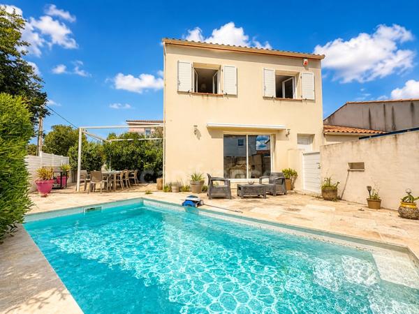 Maison individuelle à vendre 3 chambres, piscine, terrasse, garage, vue exceptionnelle, SAINTE CROIX DE QUINTILLARGUES (34)