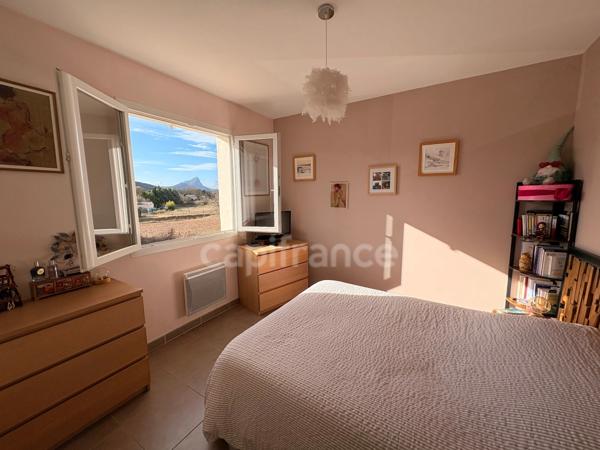 Maison individuelle à vendre 3 chambres, piscine, terrasse, garage, vue exceptionnelle, SAINTE CROIX DE QUINTILLARGUES (34)