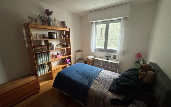 Appartement à vendre    2 pièces • 55 m2 Paris 14