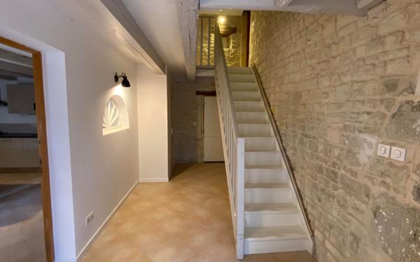 Maison à vendre    5 pièces • 197 m2 Vérines