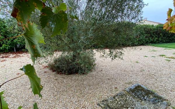 Maison à vendre    5 pièces • 197 m2 Vérines