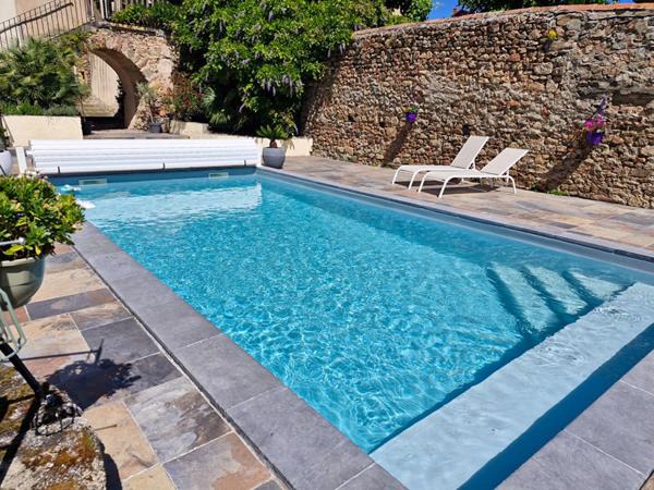 VILLEREST - MAISON AVEC PISCINE