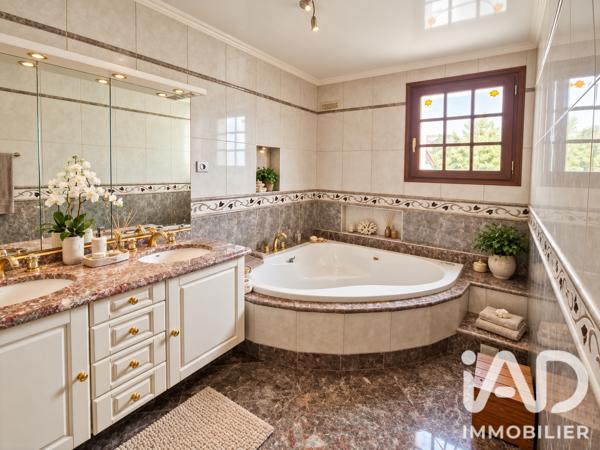Maison à vendre 7 pièces 156,68 m² Aulnay-sous-Bois