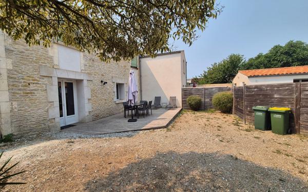 Immeuble à vendre    7 pièces •  Le Château-d'Oléron