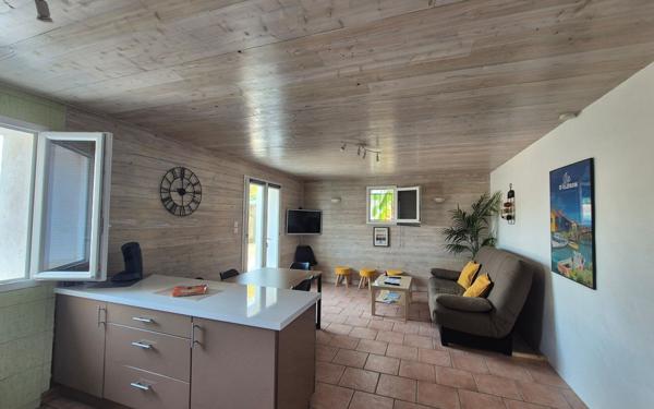 Immeuble à vendre    7 pièces •  Le Château-d'Oléron