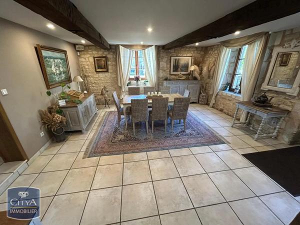 Maison à vendre 5 pièces 392m²