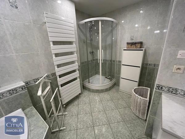 Maison à vendre 5 pièces 392m²