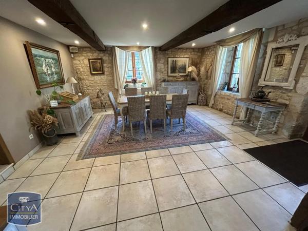 Maison à vendre 5 pièces 392m²