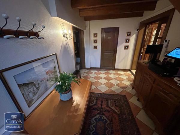 Maison à vendre 5 pièces 392m²
