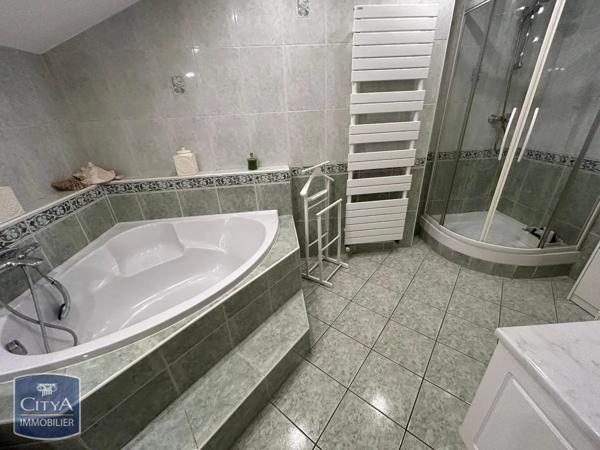 Maison à vendre 5 pièces 392m²