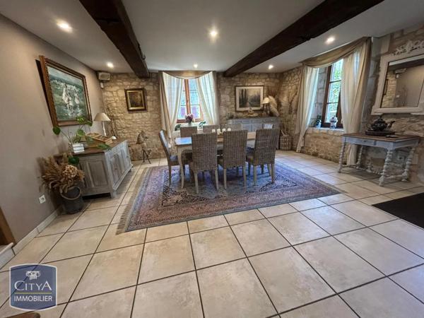 Maison à vendre 5 pièces 392m²