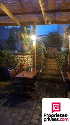 28000 CHARTRES- BAR TABAC FDJ PRESSE PMU 200 m² TERRASSE et LOGEMENT